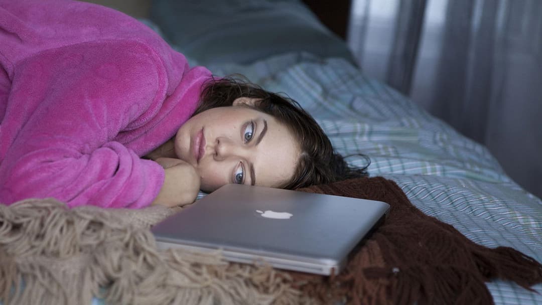 Two Night Stand backdrop 12