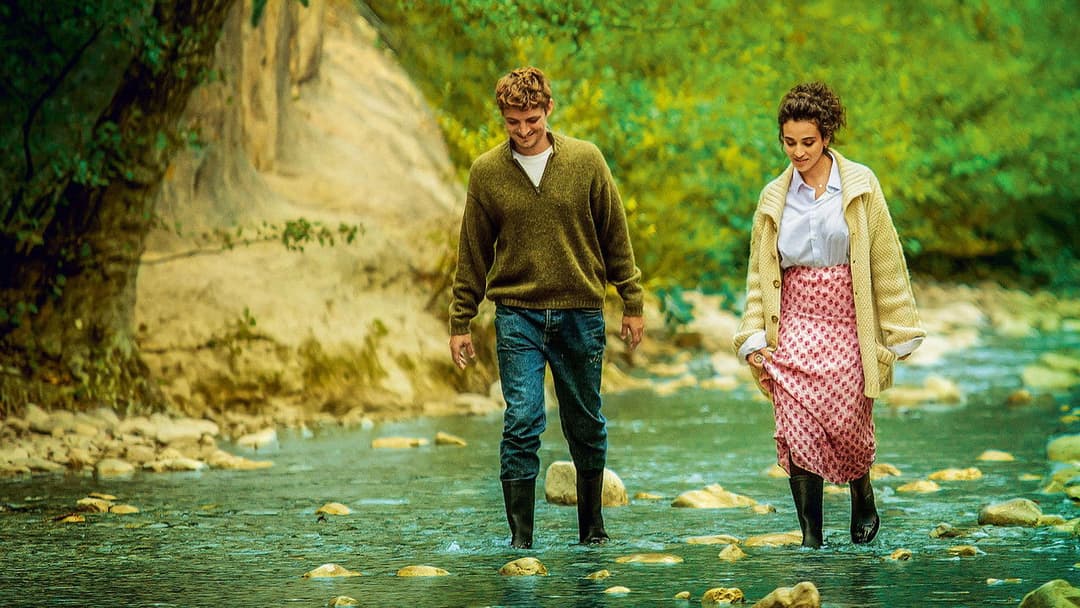 Love Affair(s) backdrop 2