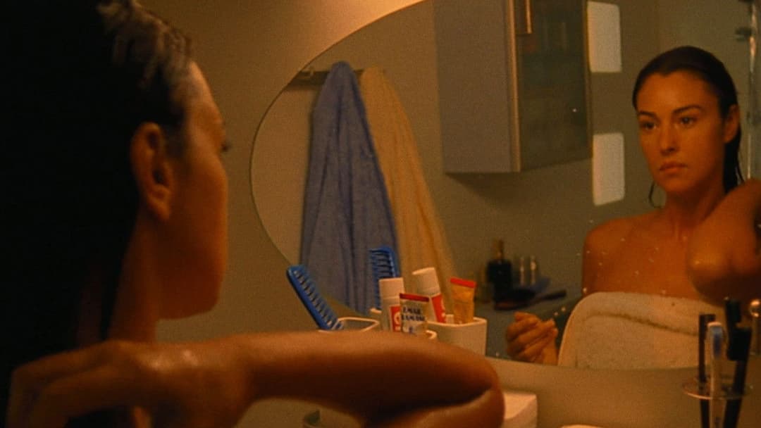 Irreversibel backdrop 9