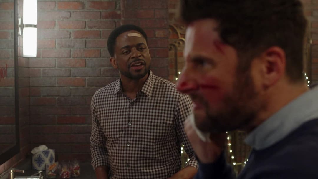 Psych 3: This Is Gus backdrop 4