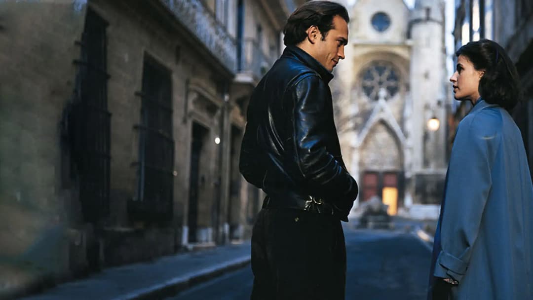 Jenseits der Wolken backdrop 7