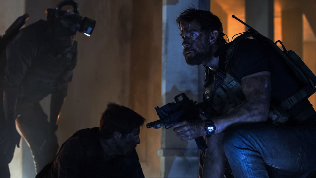 13 Hours: The Secret Soldiers of Benghazi backdrop 5