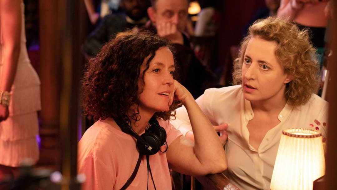 Ich bin dein Mensch backdrop 8