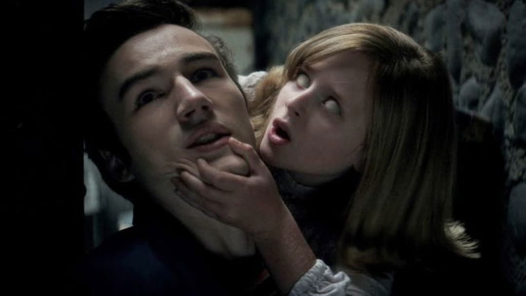 Ouija: Origin of Evil backdrop 8