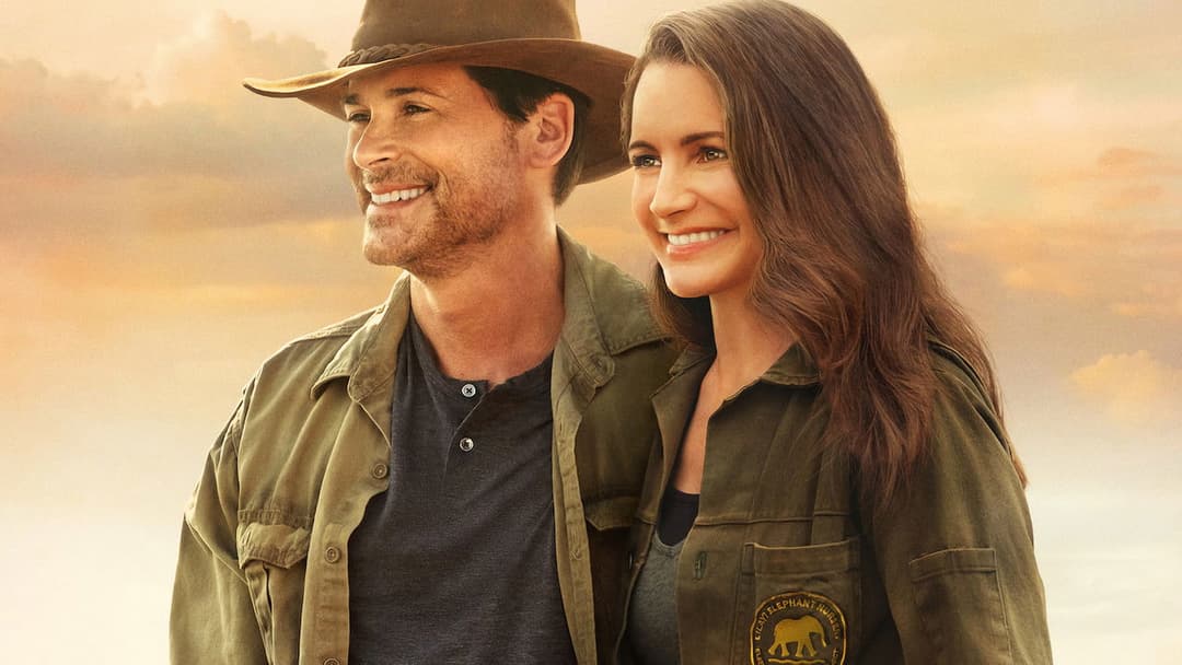 Holiday in the Wild backdrop 4