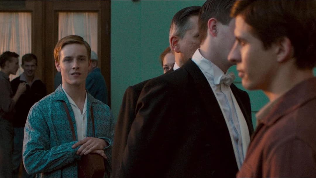 Біла ворона backdrop 4