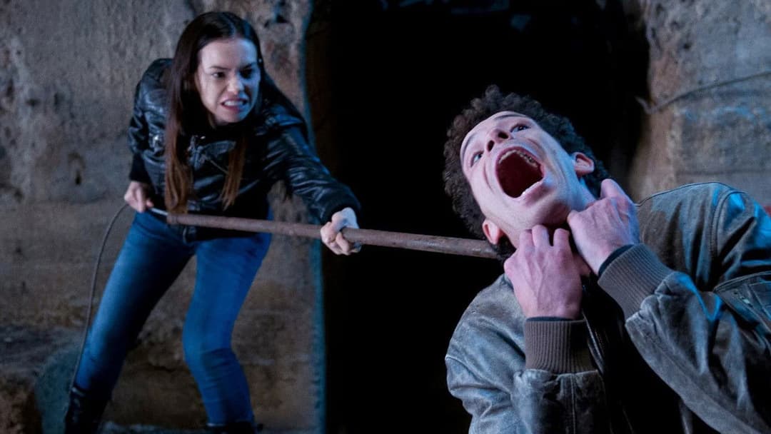 I Spit on Your Grave 2 backdrop 4