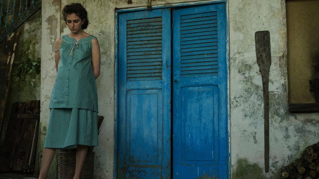 Invisible Life backdrop 18