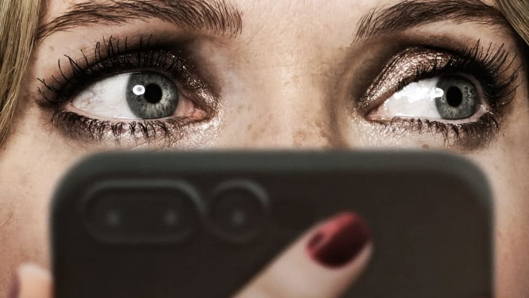 Drop - Tödliches Date backdrop 4