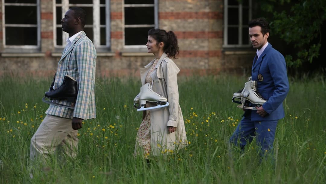 Піна днів backdrop 5