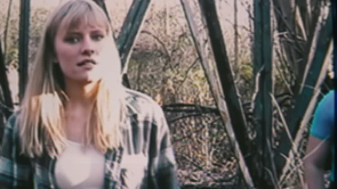 Shelby Oaks backdrop 15