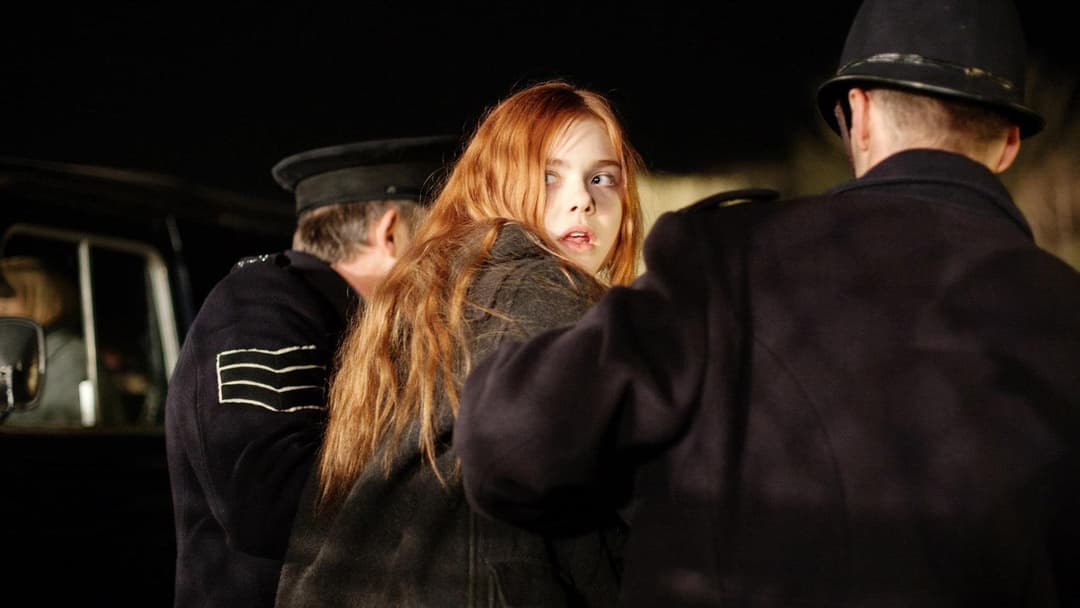 Ginger & Rosa backdrop 5