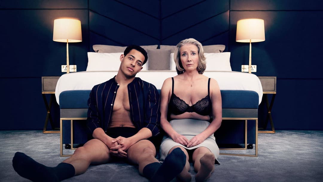 Good Luck to You, Leo Grande backdrop 7