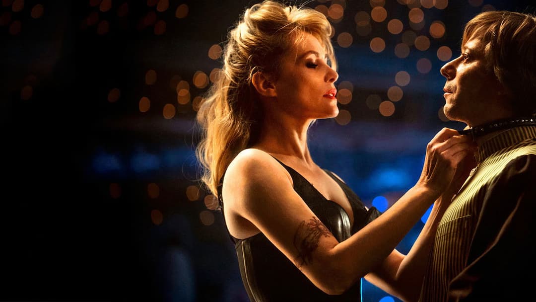 Venus im Pelz backdrop 6