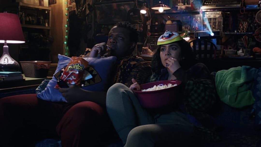 Mean Girls - Der Girls Club backdrop 15