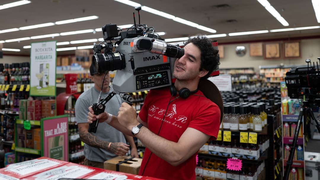 The Smashing Machine backdrop 12