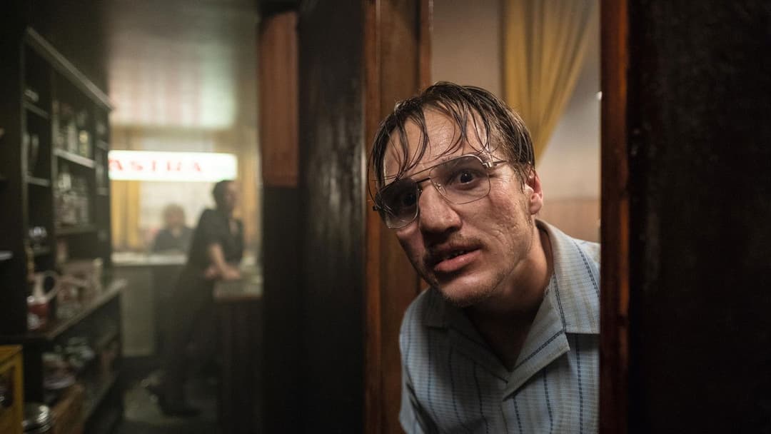 Золота рукавичка backdrop 4