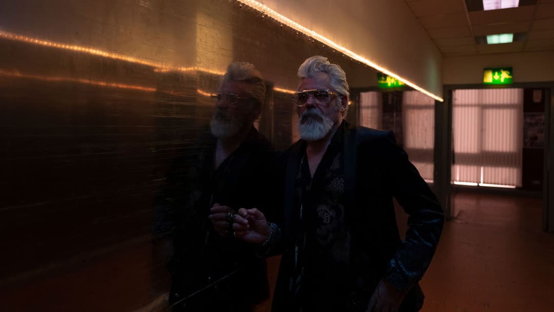 Medusa Deluxe backdrop 8