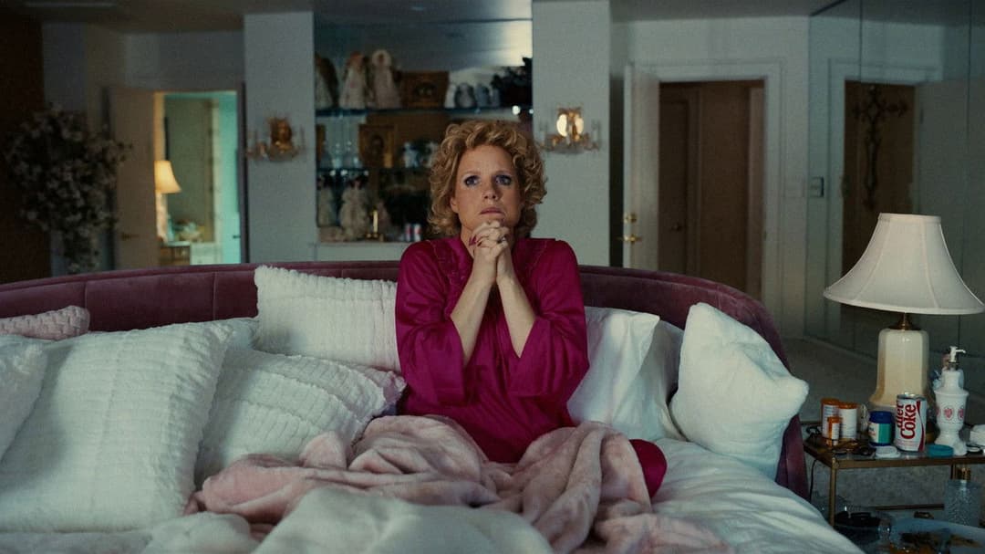 The Eyes of Tammy Faye backdrop 12