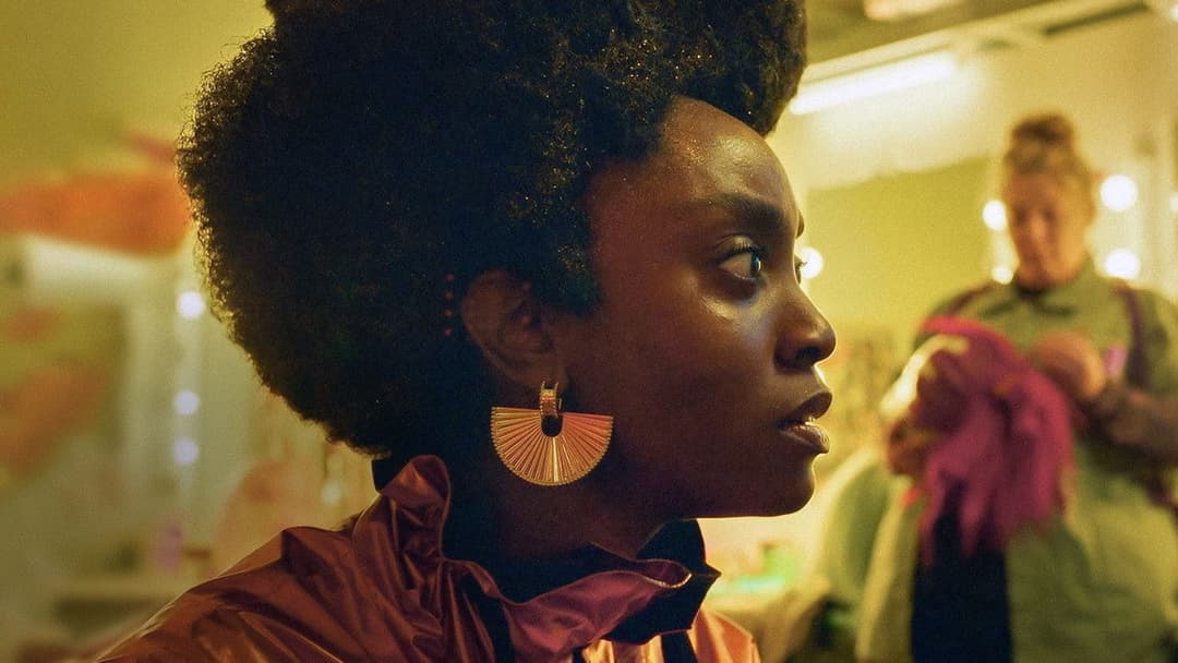 Medusa Deluxe backdrop 2