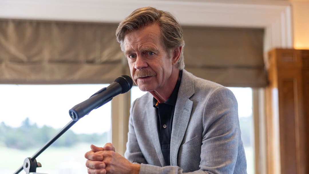 Рікі Стенікі backdrop 18