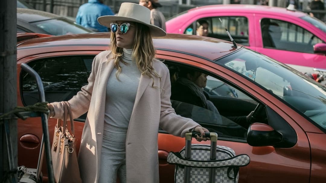 Cindy La Regia backdrop 3