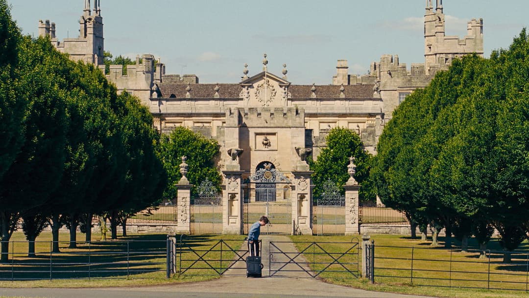 Saltburn backdrop 20