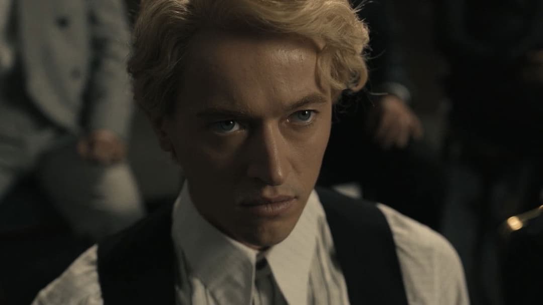 Голодні ігри: Балада про співочих пташок і змій backdrop 15