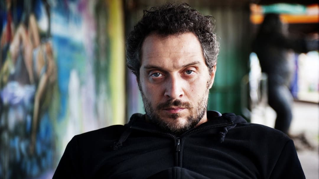 Sie nannten ihn Jeeg Robot backdrop 10