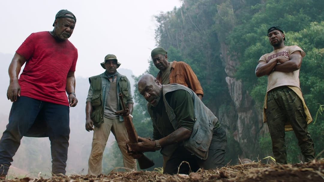 П’ятеро однієї крові backdrop 4