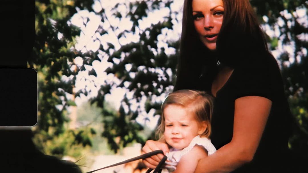 EPiC: Elvis Presley in Concert backdrop 8