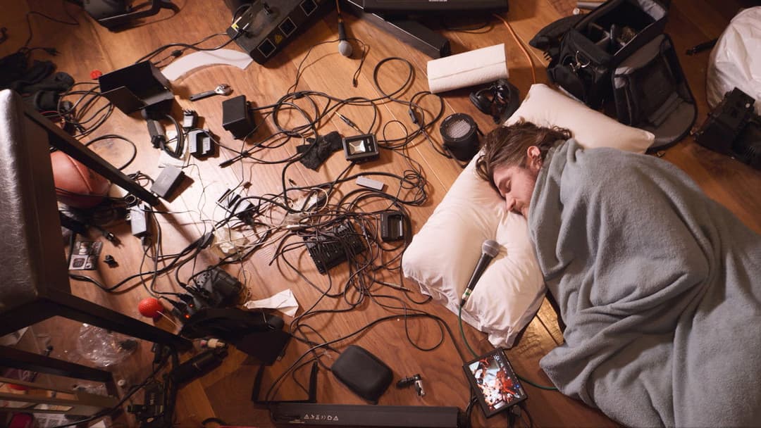 Bo Burnham: Inside backdrop 15