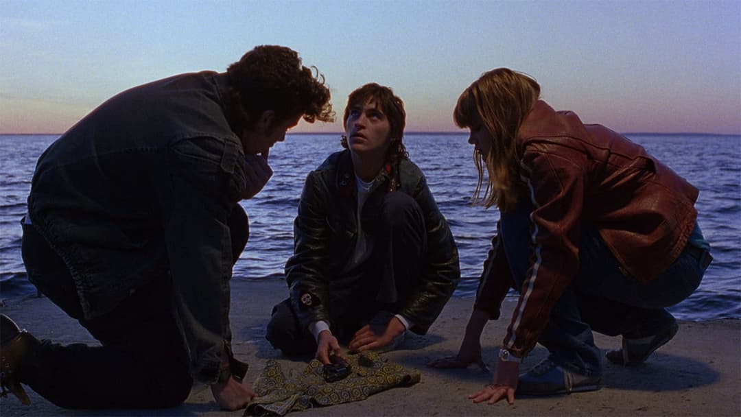 To Die For backdrop 9