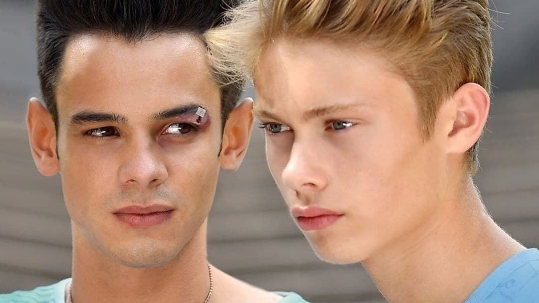 Baisers cachés backdrop 8