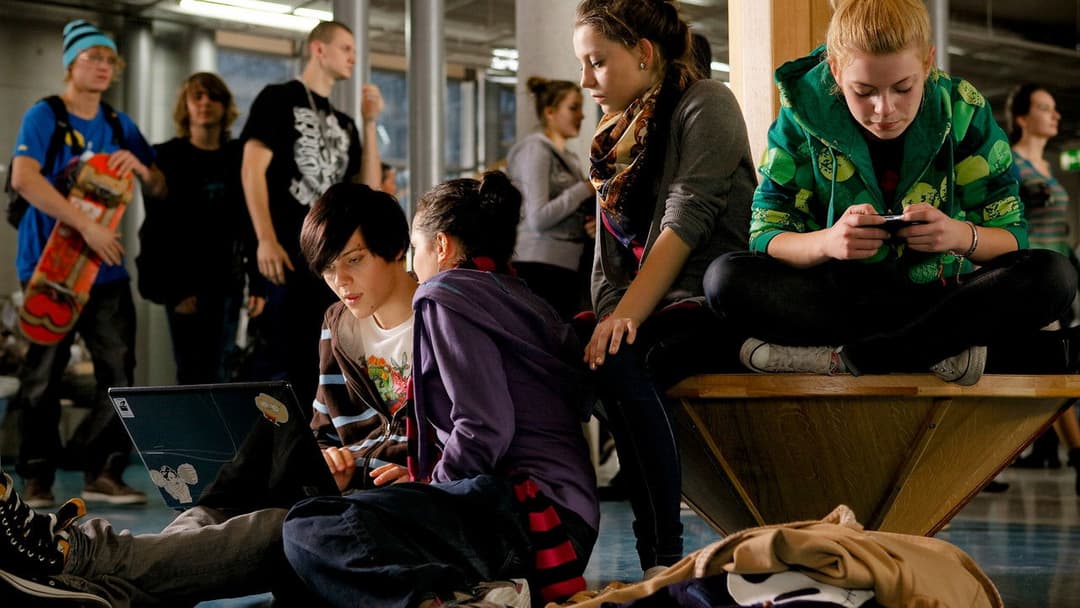 Sala samobójców backdrop 8