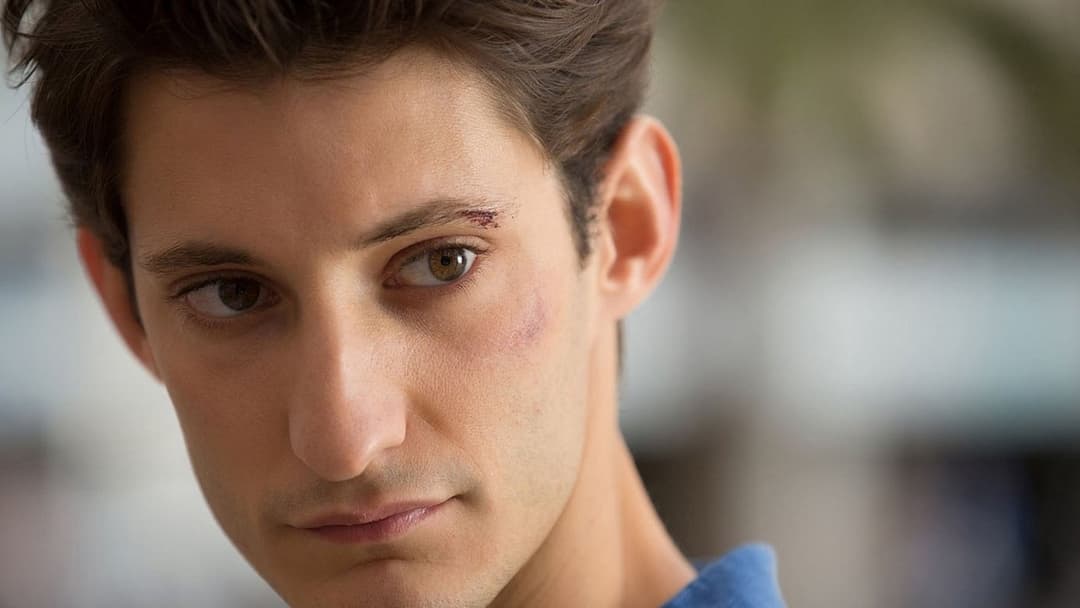 Ідеальний чоловік backdrop 4