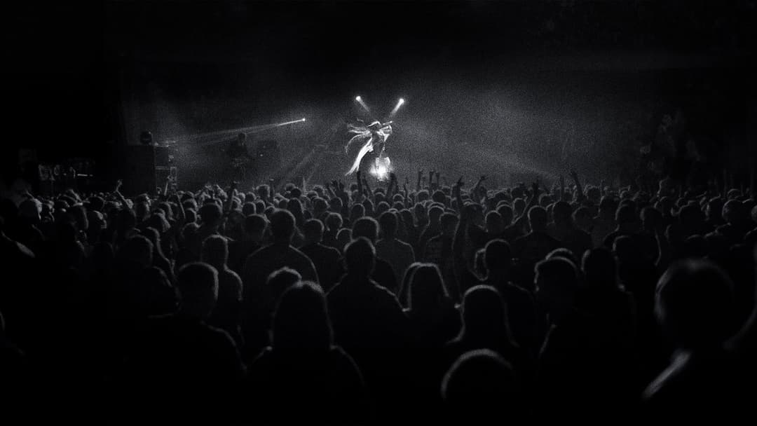 Trap: No Way Out backdrop 3