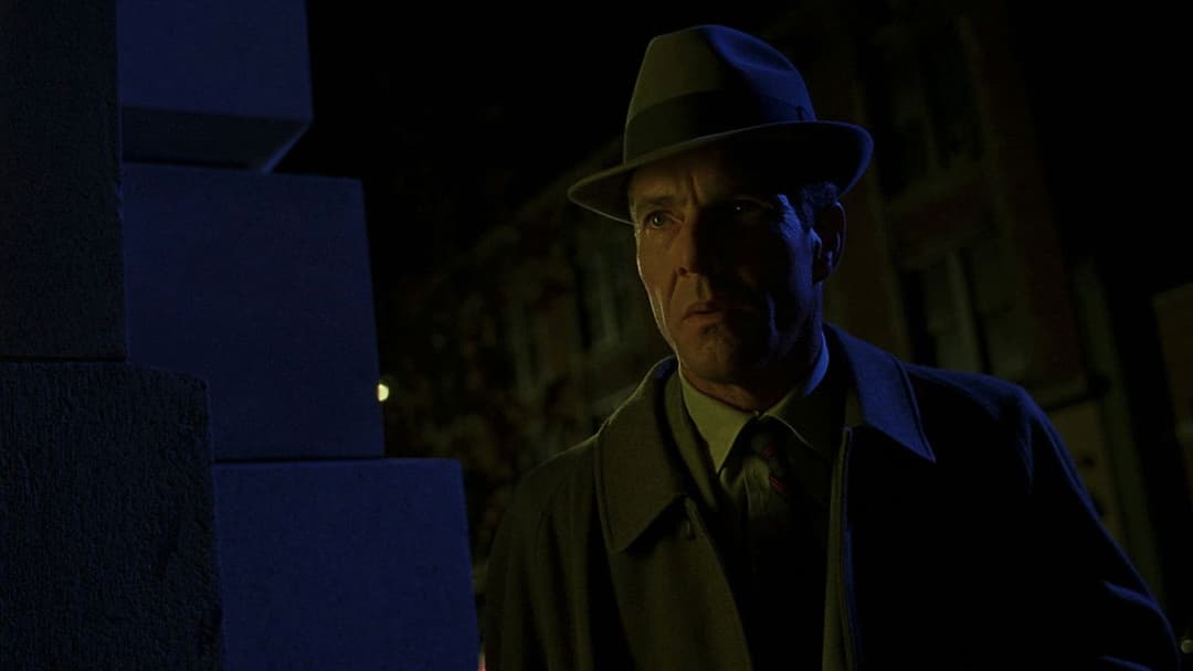 Dem Himmel so fern backdrop 17