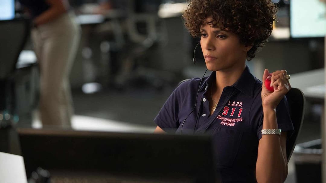 The Call - Leg nicht auf! backdrop 5