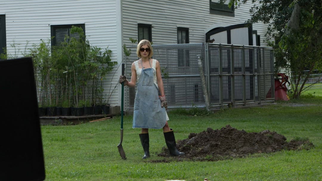 Return to Sender backdrop 1