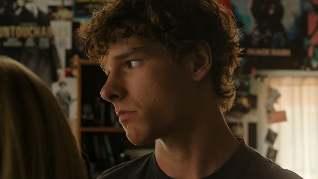 All das Ungesagte zwischen uns - Regretting You backdrop 14