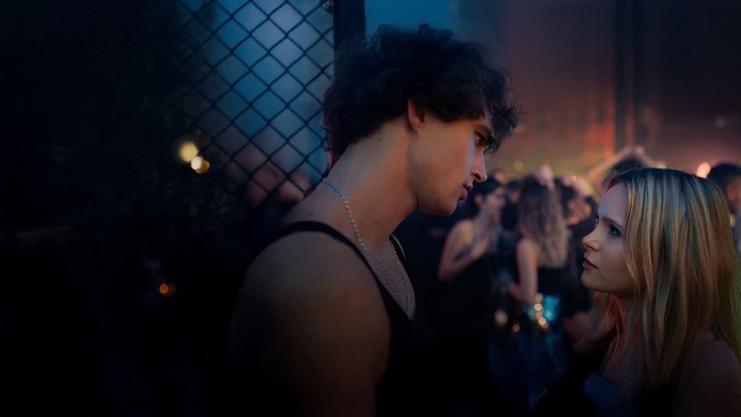 Love Me Love Me backdrop 5