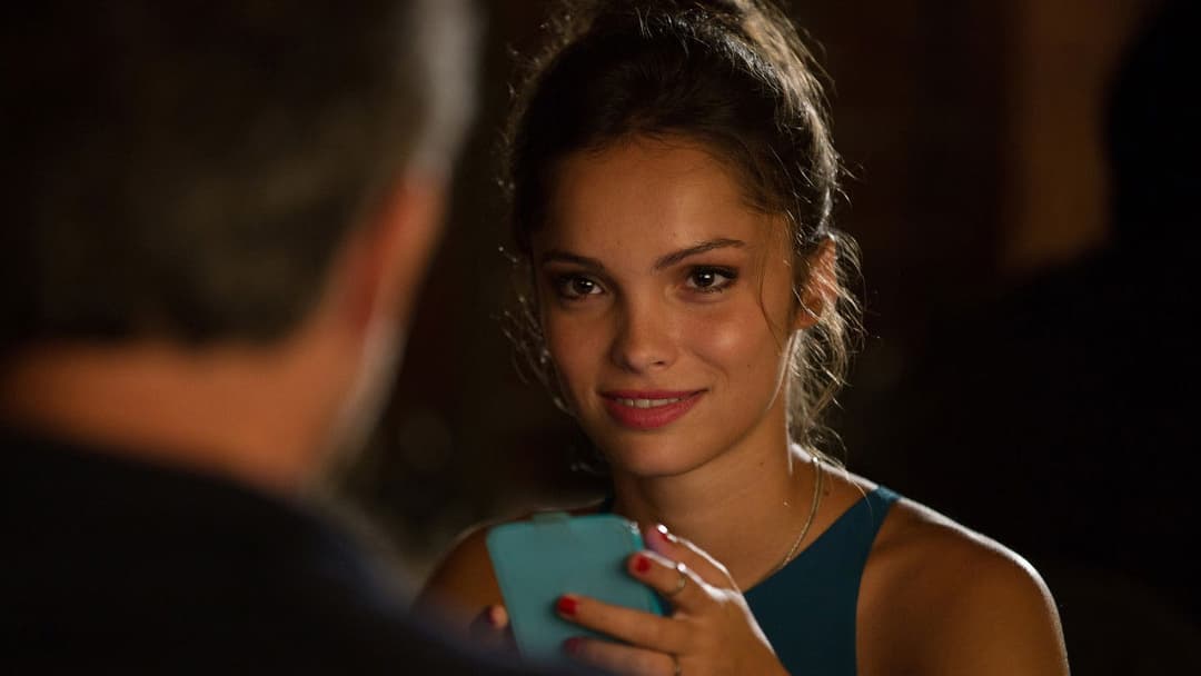 Ця незручна мить backdrop 19