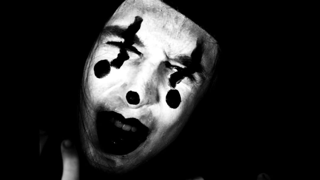 Le Pretentious Filme backdrop 9