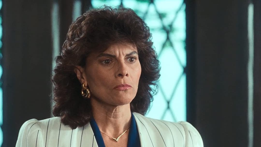 Due occhi diabolici backdrop 13