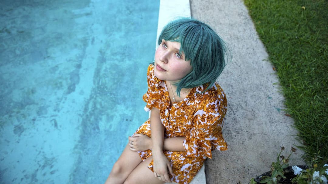 Babyteeth backdrop 7