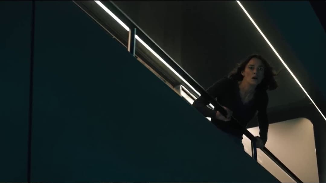 The Woman in Cabin 10 backdrop 11