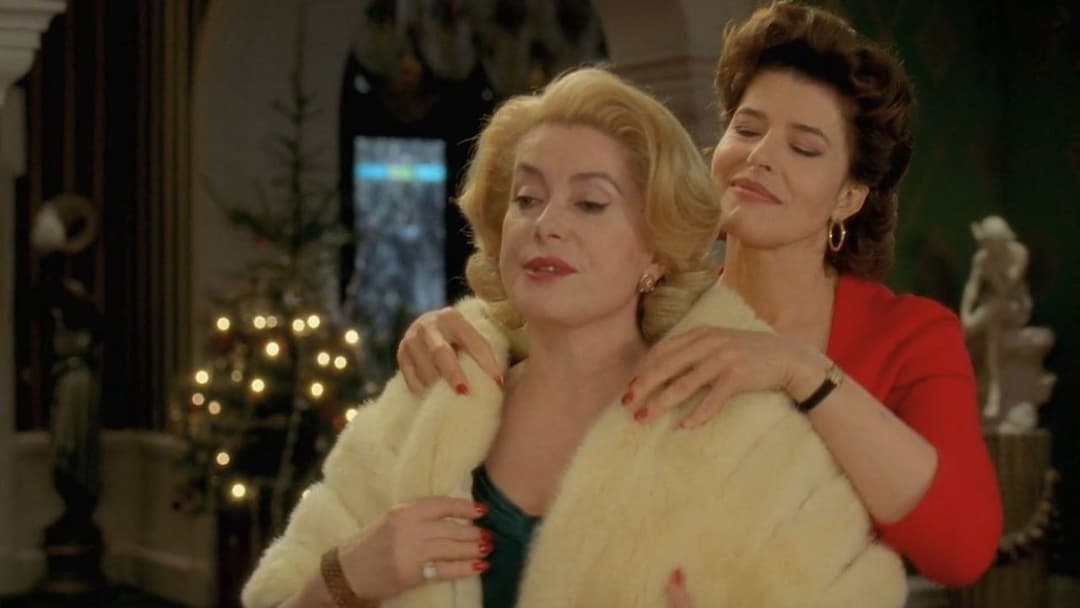 8 жінок backdrop 13