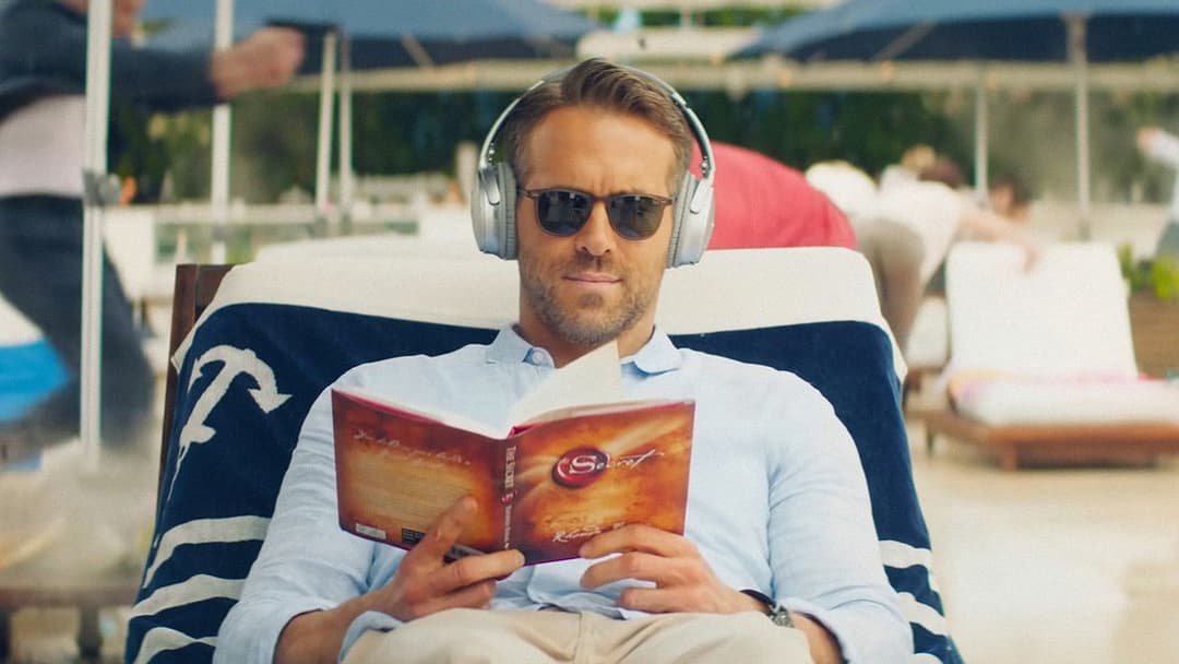 Hitman's Wife's Bodyguard backdrop 9