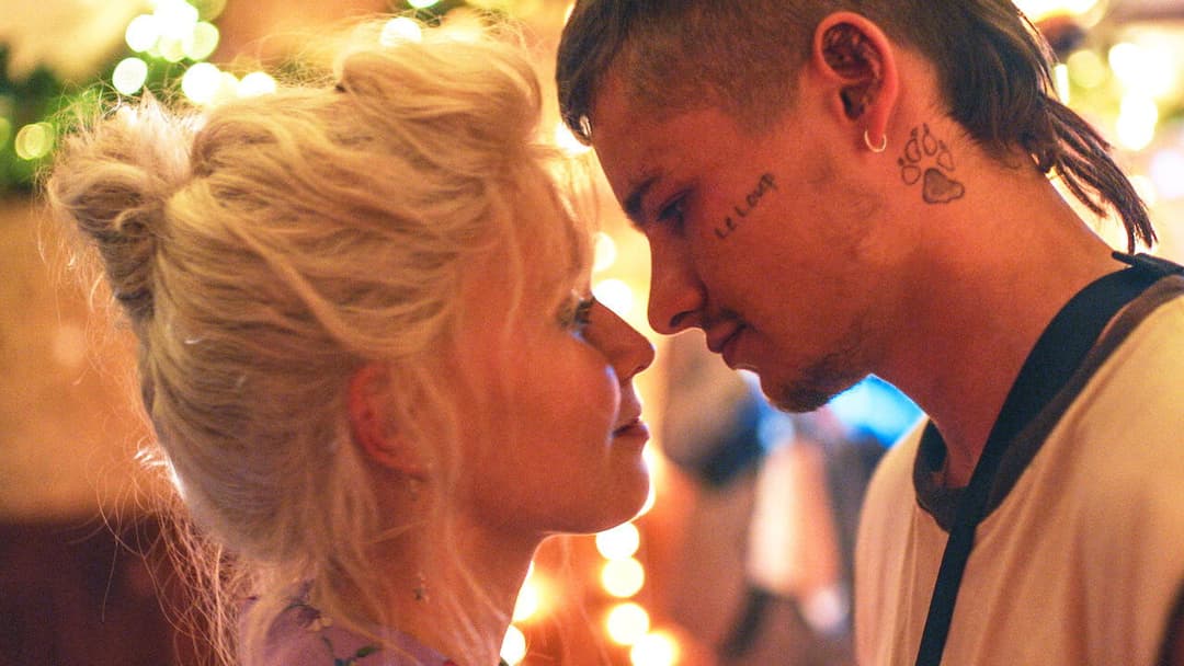 Babyteeth backdrop 13